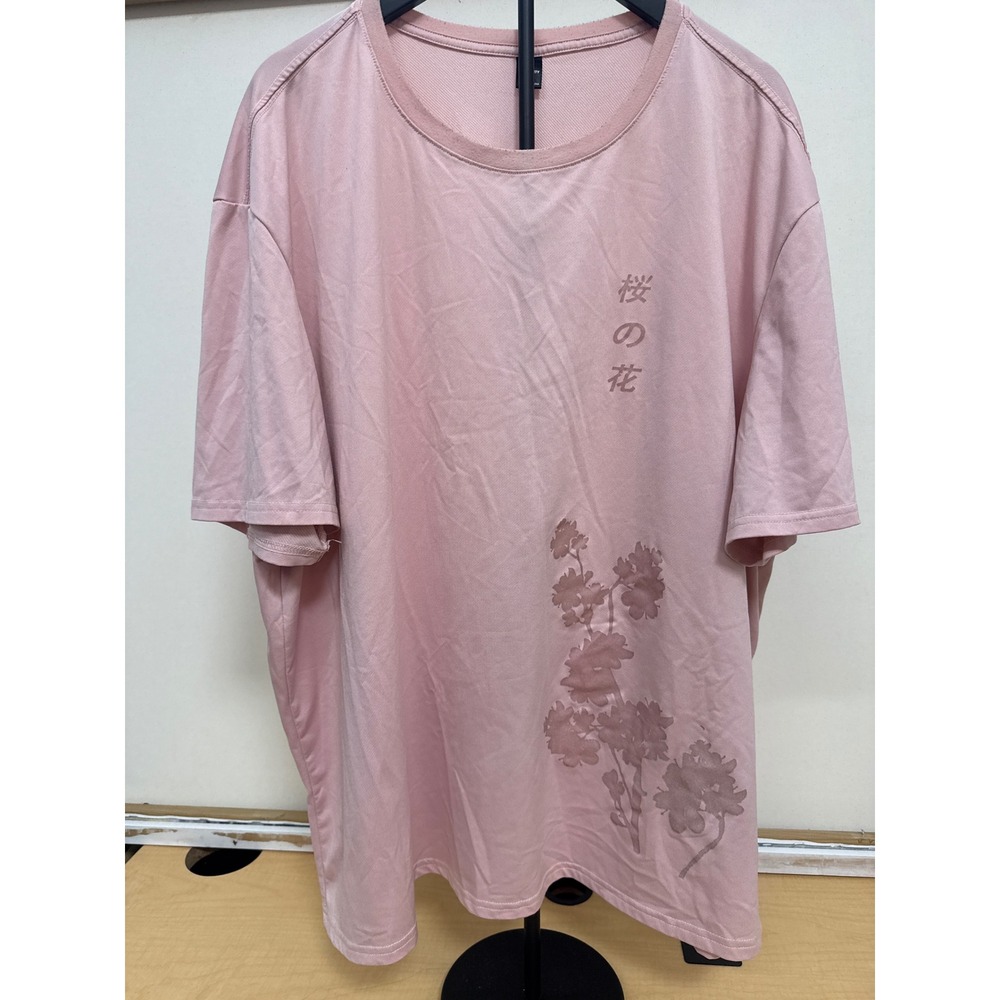Manfinity Mens 5XL Pink Graphic T-Shirt Japanese Kanji Floral Streetwear Tee
